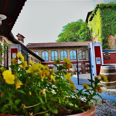 Foresteria Ristorante Conti Roero Monticello d'Alba Eksteriør billede